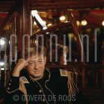 13-04-1992 Benny Neyman on location.

[keywords]Posed, Half Length, Eyecontact[/keywords]